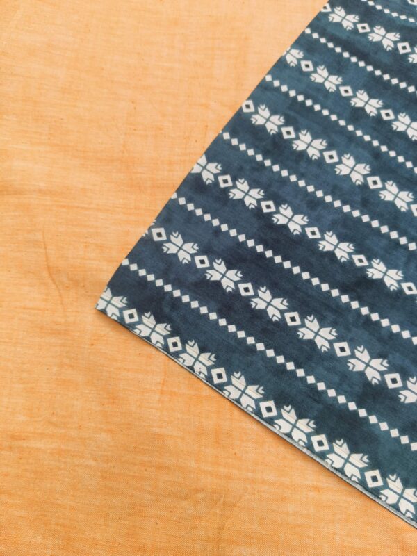 Hand Block Print Cotton Chain Desigh Fabric - Image 2